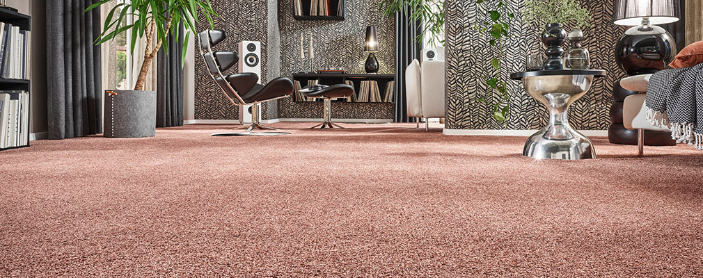 Raumausstattung-Kiefersauer-Bodenbelag-Teppich